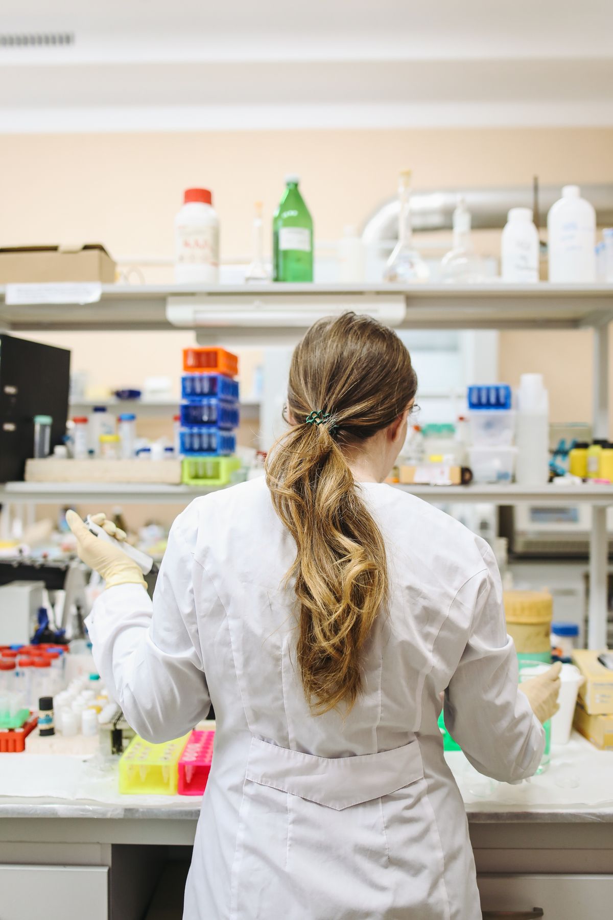 Pharmaceutical and biotech revenue operations guide for Pulse RevOps