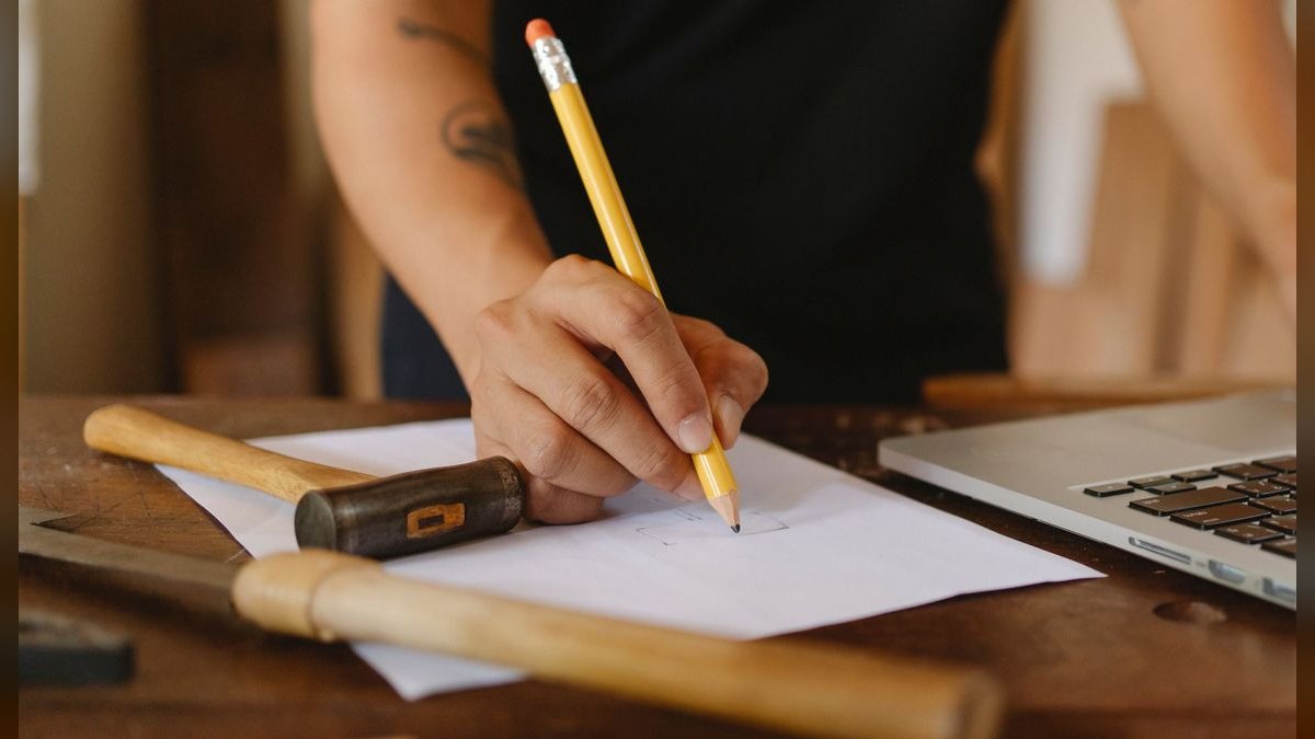 The 10 Best AI Tools for Creating Resumes in 2027
