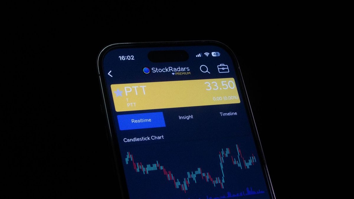 The 10 Best AI Tools for Stock Trading Research in 2027 — figure 1