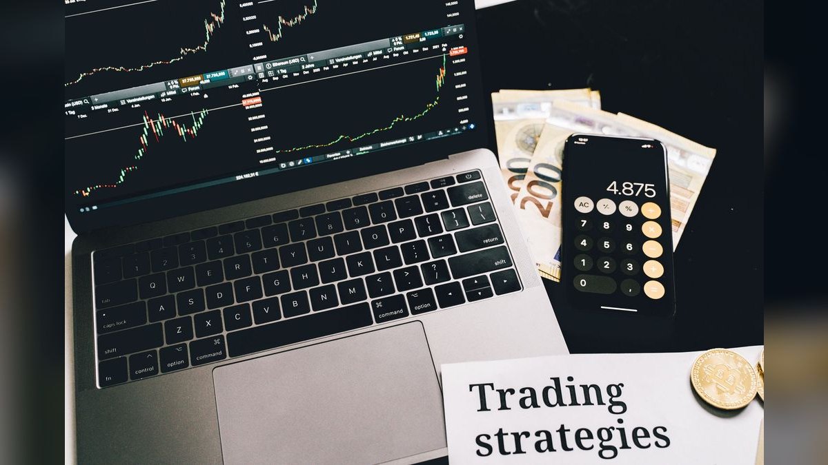 The 10 Best AI Tools for Stock Trading Research in 2027 — figure 2