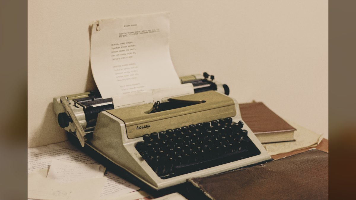 The 10 Best AI Tools for Writing Fiction in 2027 — figure 6