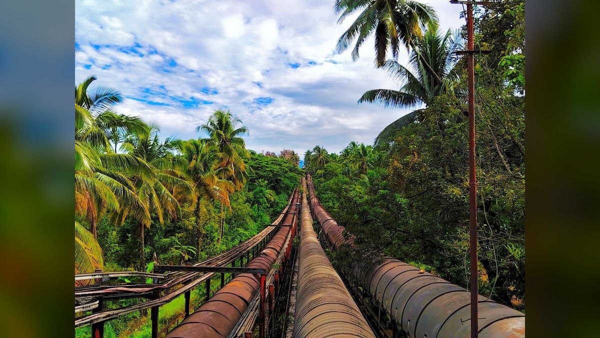 How do you build data pipelines for continuous model training — figure 3