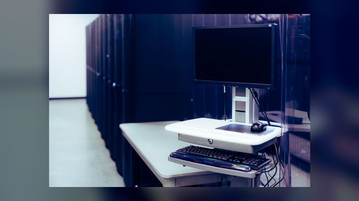 How much do data egress fees add to the cost of moving AI training data between cloud providers in 2027 — figure 8