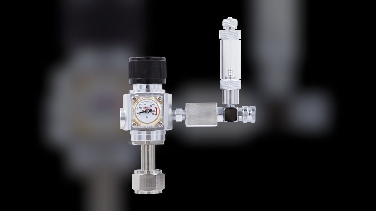 Top 10 Aquarium CO2 Regulators for High-Tech Planted Tanks — figure 10