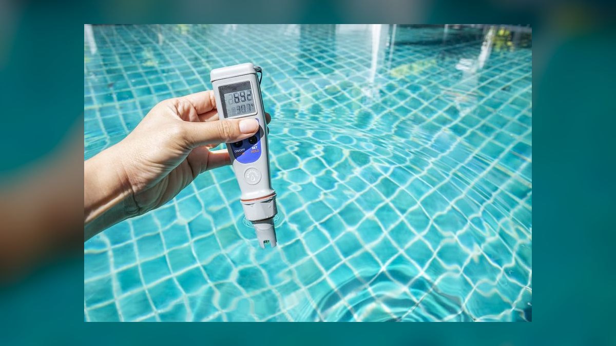 What is the ideal water temperature for a tropical community tank — figure 2