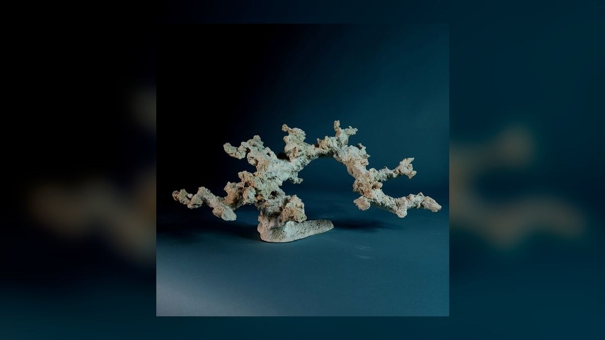 How do I aquascape live rock for a reef tank in 2027 — figure 7