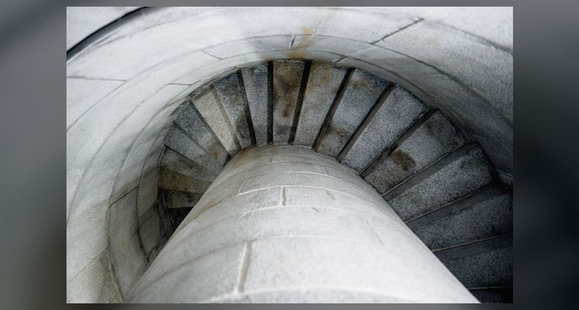 How Should I Structure a Commercial Lease to Protect Myself?