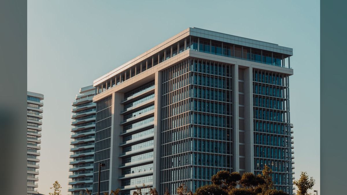 Should I Buy My Commercial Building Through a Separate LLC?