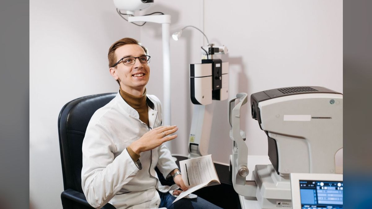 How Do I Budget an Optometry Office With an On-Site Lab — figure 1