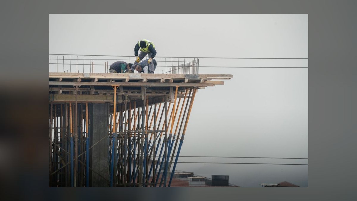 How do I know if my construction allowance actually covers the full buildout scope — figure 8