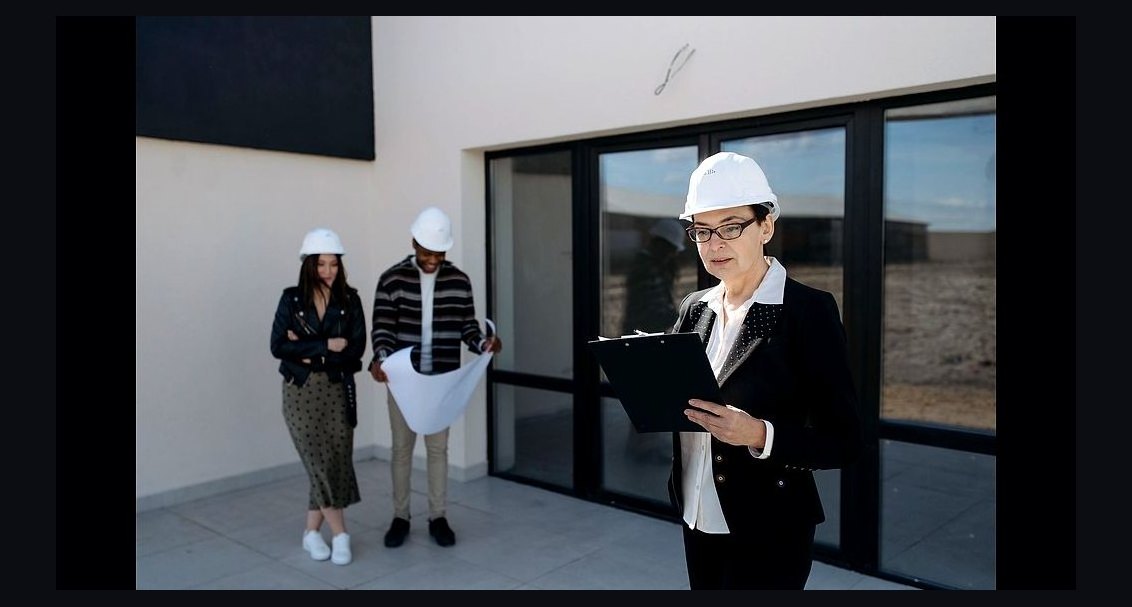 Is it worth paying for a third-party inspector to verify the landlord’s buildout work in 2027?