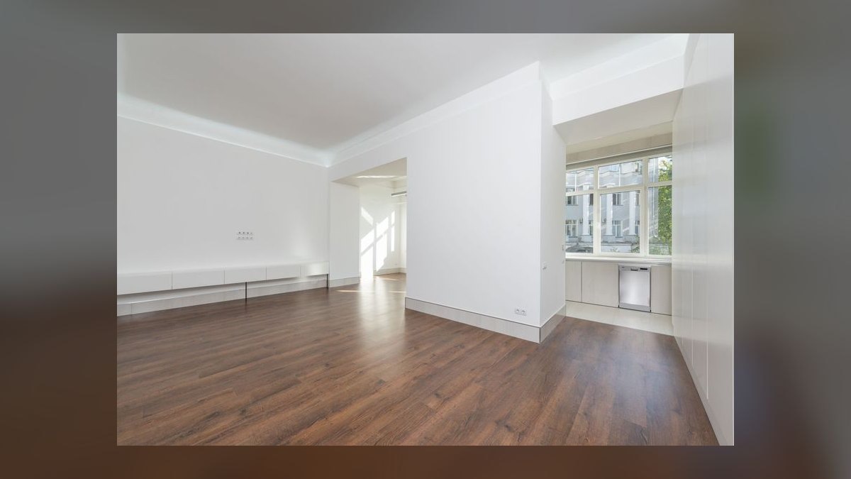 What’s the cheapest flooring option that still meets landlord base building standards in 2027 — figure 3