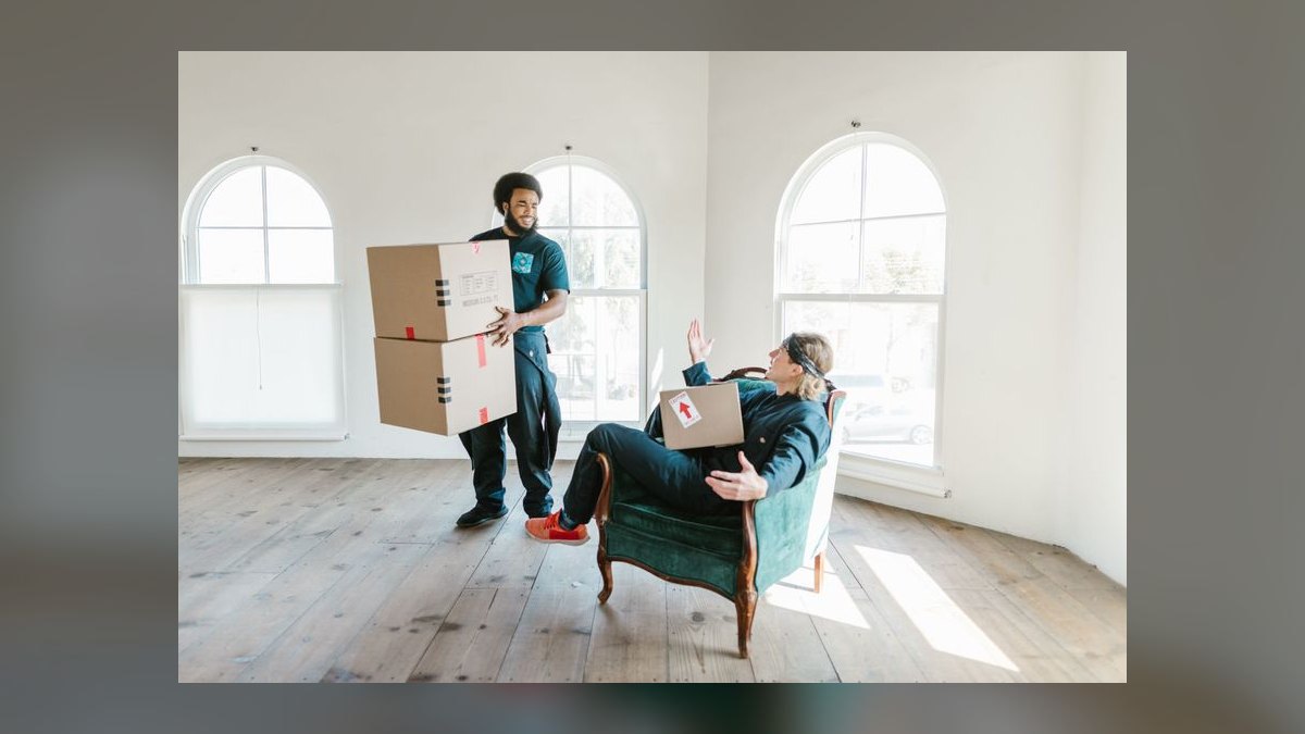 Can I get a landlord contribution for my move costs after the buildout finishes — figure 9