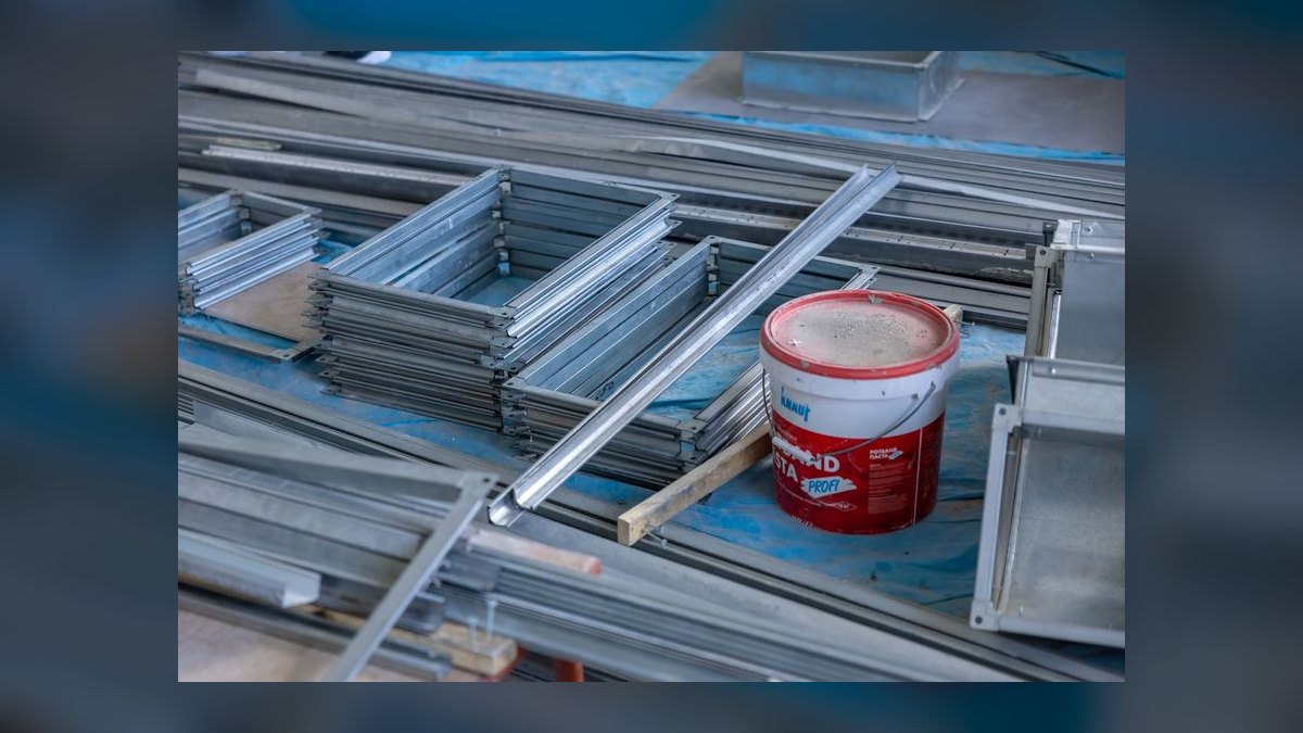 What's the cheapest framing material that meets code for a private office buildout in 2027 — figure 8