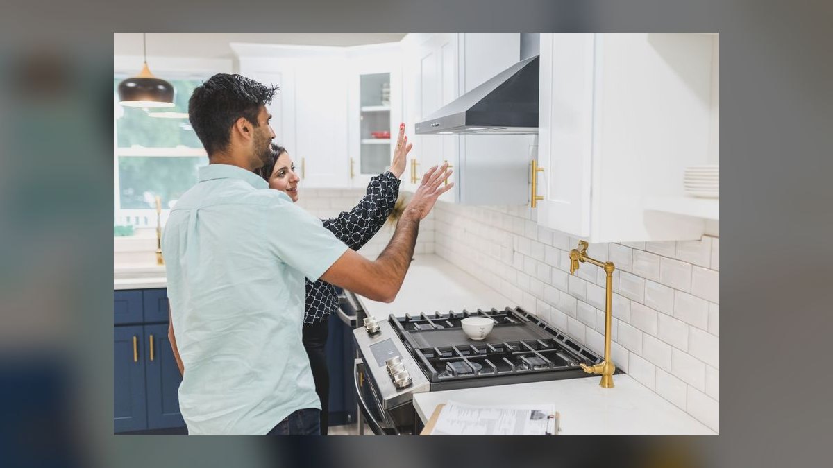 Should I negotiate a separate maintenance cap for specialty buildout features like a kitchen — figure 2