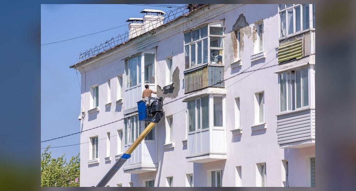 How do I force the landlord to pay for an independent cost estimator?