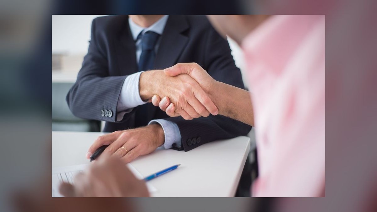 Should I negotiate for the landlord to carry my TI allowance as a non-interest-bearing loan — figure 8