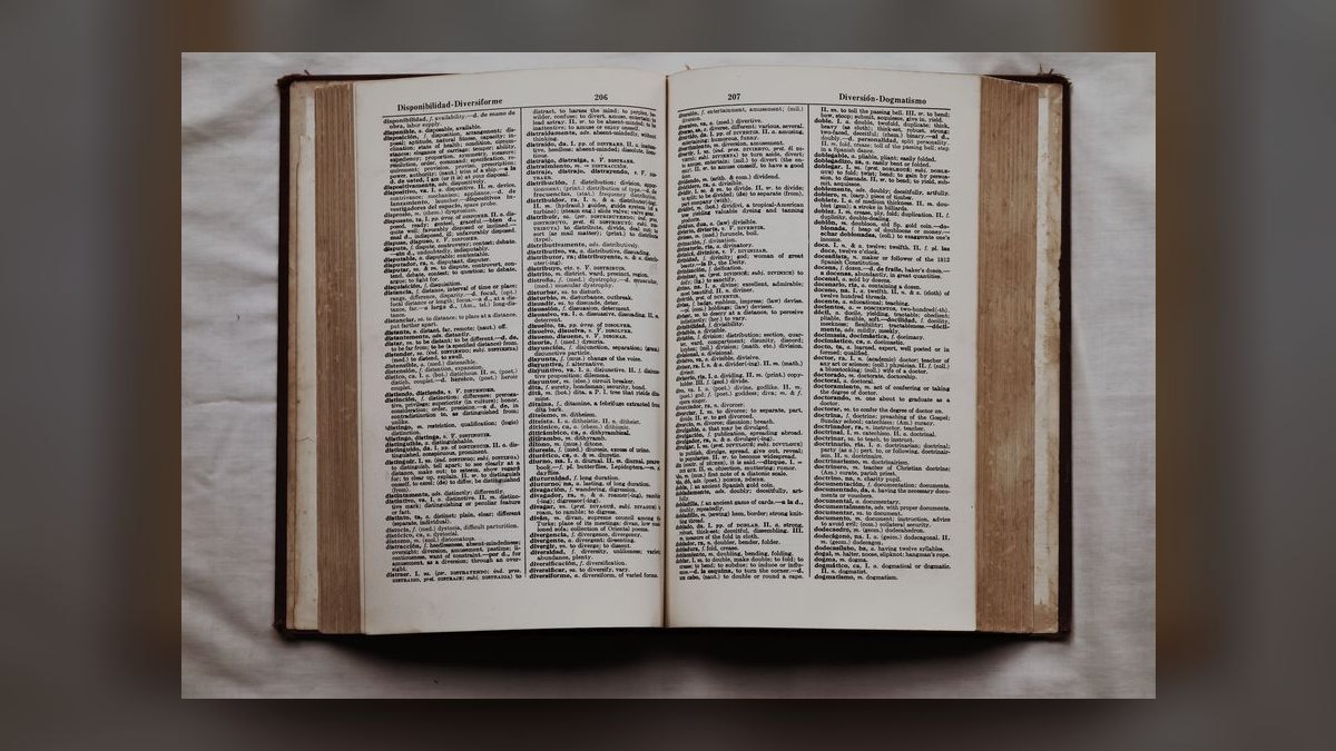 How does the semantic field of the word "bo" in Old English reveal the Anglo-Saxon conceptualization of dwelling as a site of both physical shelter and social obligation — figure 1