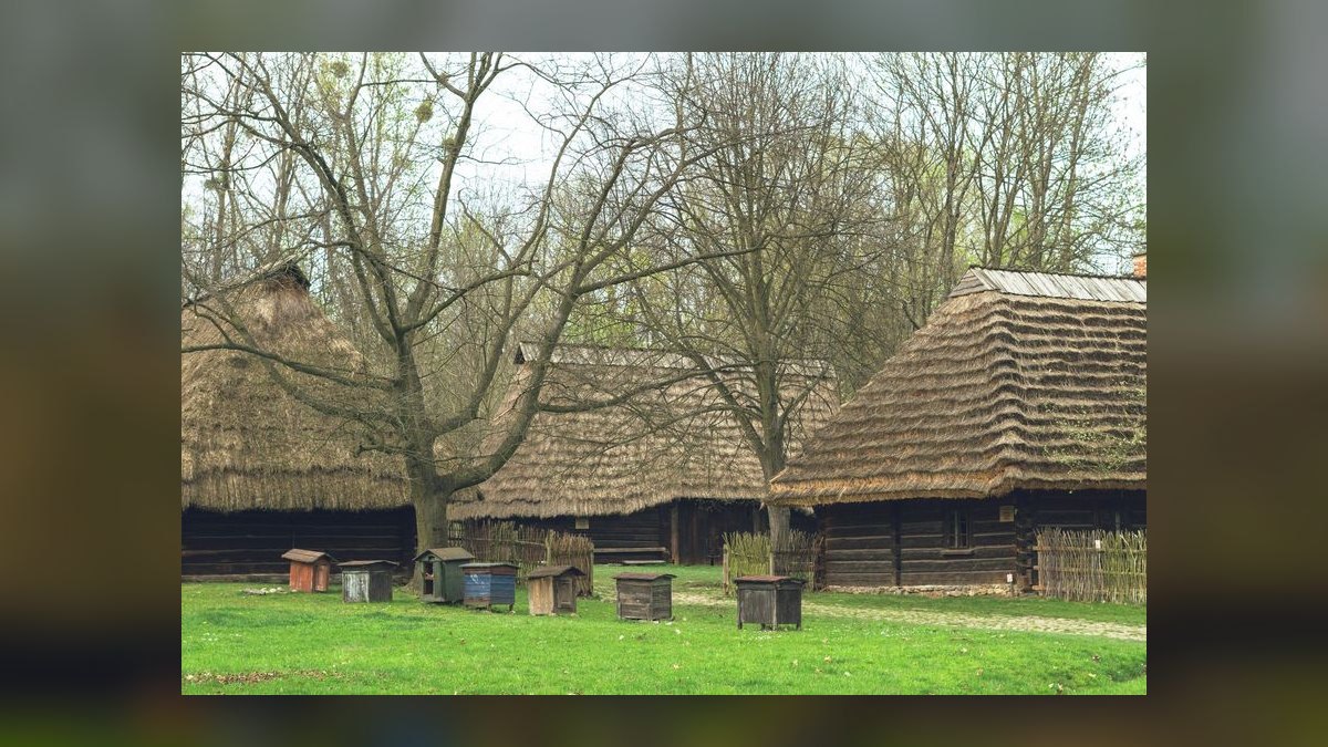 How does the semantic field of the word "bo" in Old English reveal the Anglo-Saxon conceptualization of dwelling as a site of both physical shelter and social obligation — figure 6