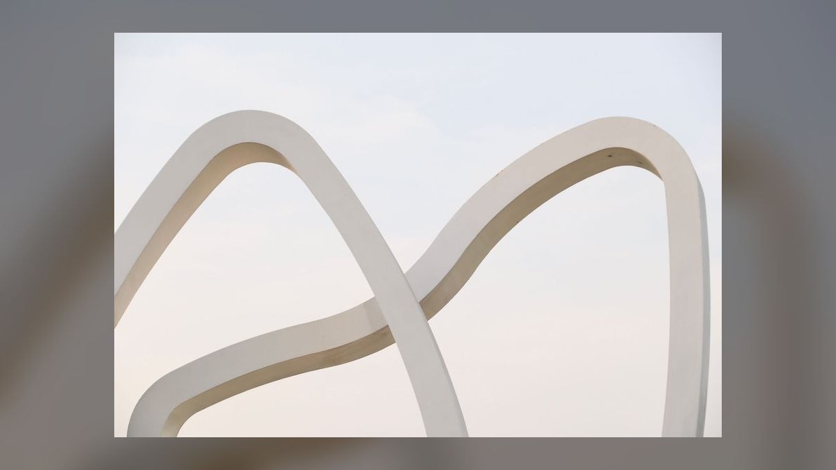 Top 10 Buildouts strategies for 2027 — figure 4