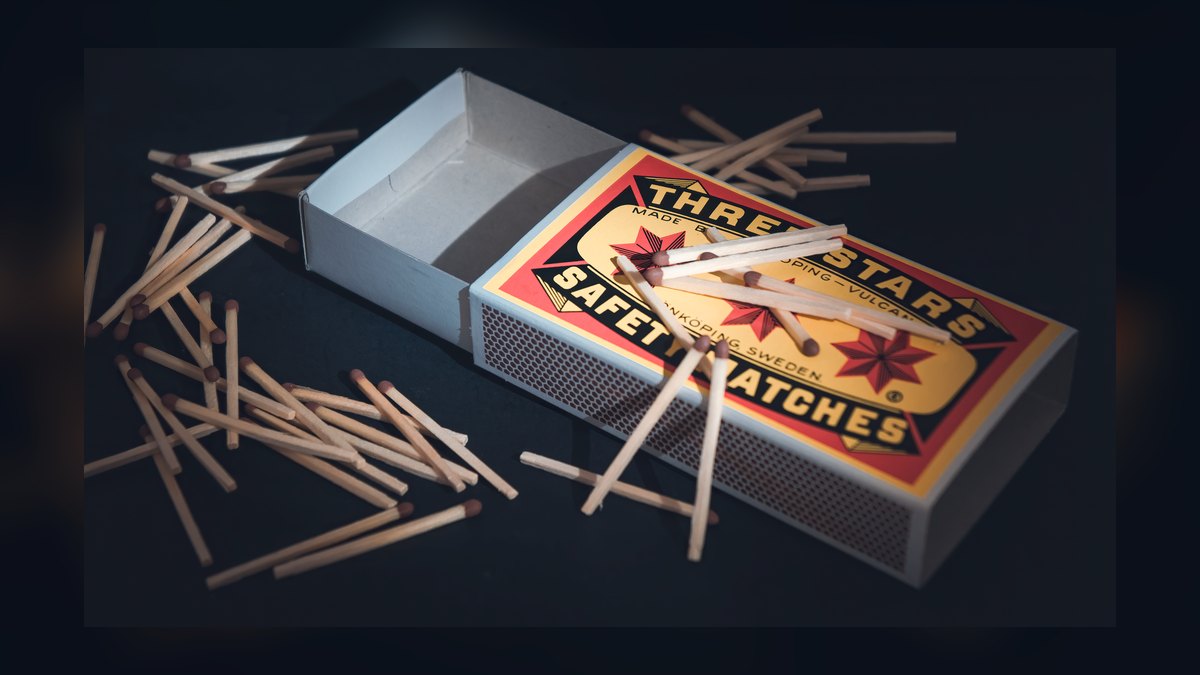 Made to Stick by Chip and Dan Heath — Cliff Notes Summary for Salespeople