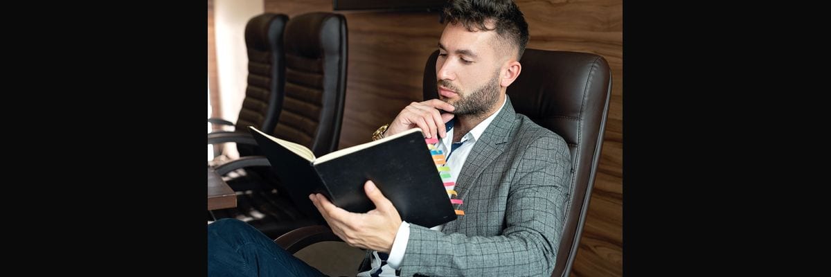 Start with Why by Simon Sinek — Cliff Notes Summary for Salespeople