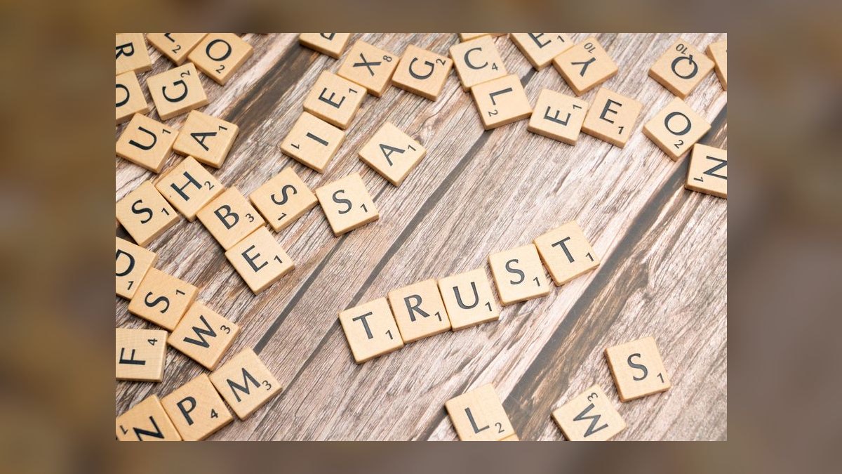 Smart Trust by Covey and Link — Cliff Notes Summary for Sellers