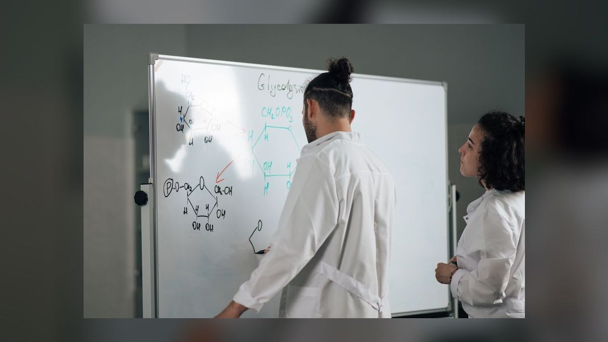 What does *The Sales Acceleration Formula* say about hiring sales reps in 2027 — figure 9