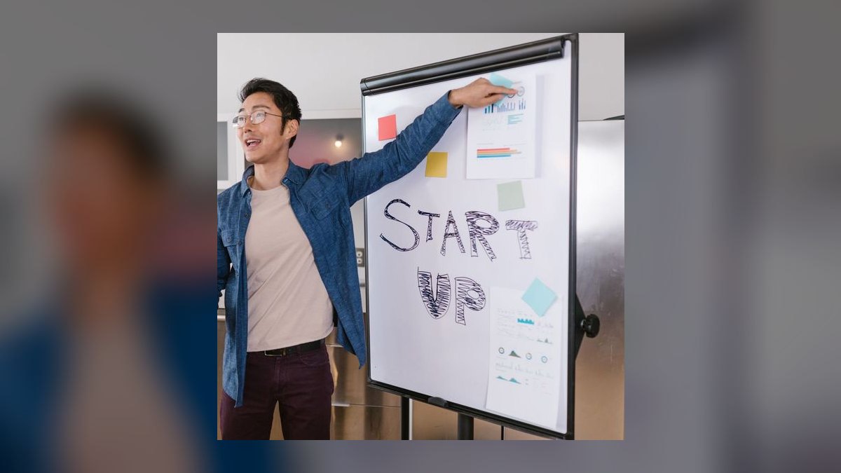 How can *Predictable Revenue* help a startup build a repeatable sales process from scratch in 2027 — figure 10