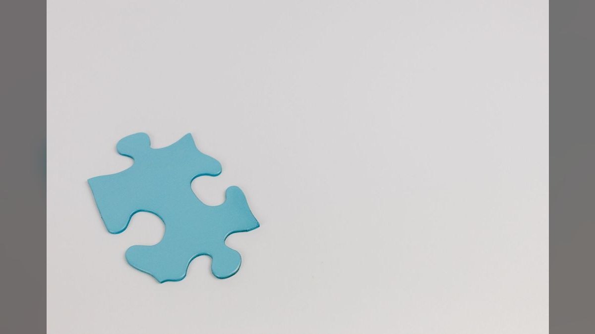 What is the single most counterintuitive piece of advice from Think and Grow Rich for achieving financial goals in 2027 — figure 1