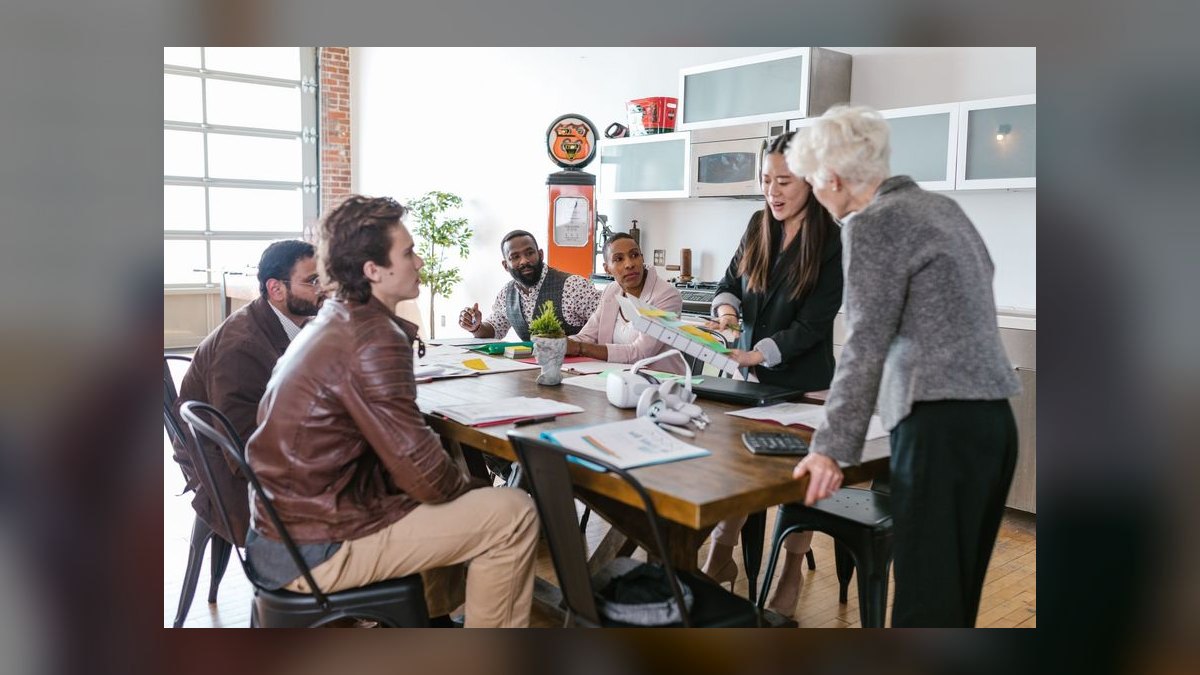 Positioning by Al Ries and Jack Trout — Top 10 Key Takeaways for Sales Leaders in 2027 — figure 8