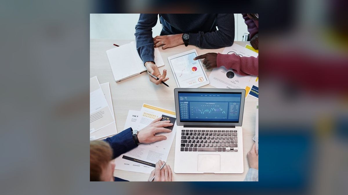 Hacking Growth by Sean Ellis and Morgan Brown — Top 10 Key Takeaways for Sales Leaders in 2027 — figure 2