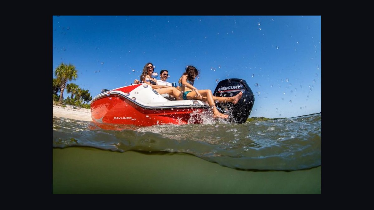 Top 10 Deck Boats 2027 — figure 10