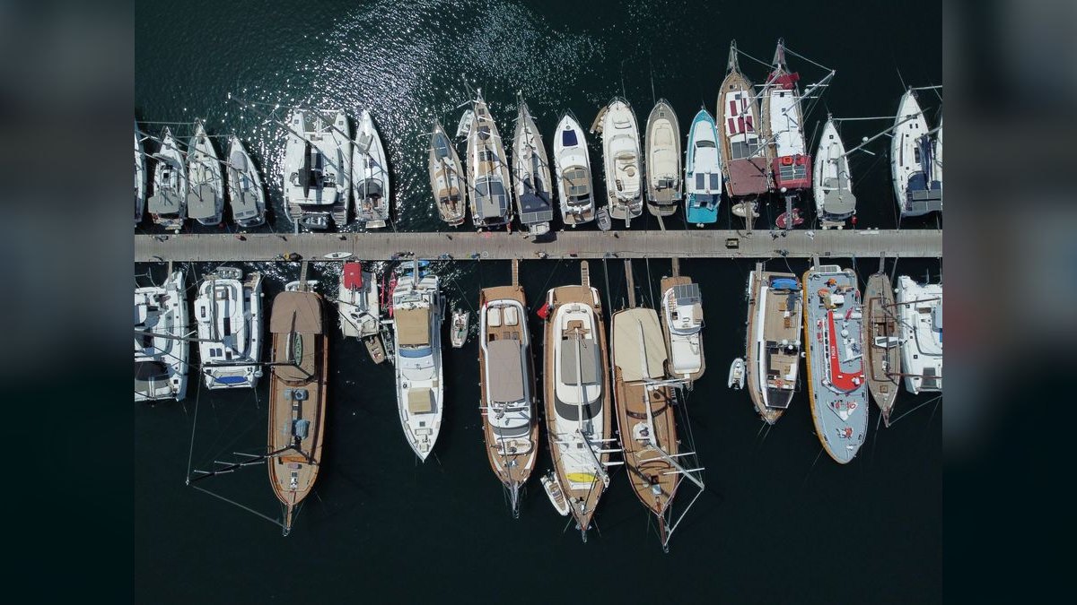 Top 10 Deck Boats 2027 — figure 5
