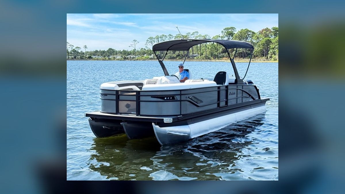Top 10 Pontoon Boats 2026 — figure 7