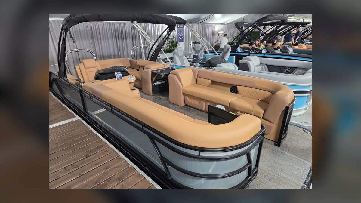 Top 10 Pontoon Boats 2026 — figure 8