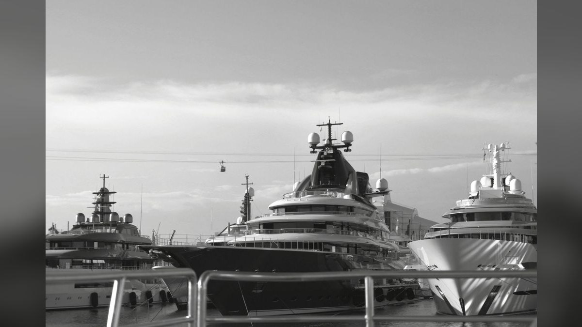 Top 10 Yachts 2027 — figure 4