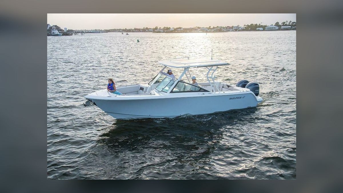 Top 10 Catamaran Power Boats 2027 — figure 9