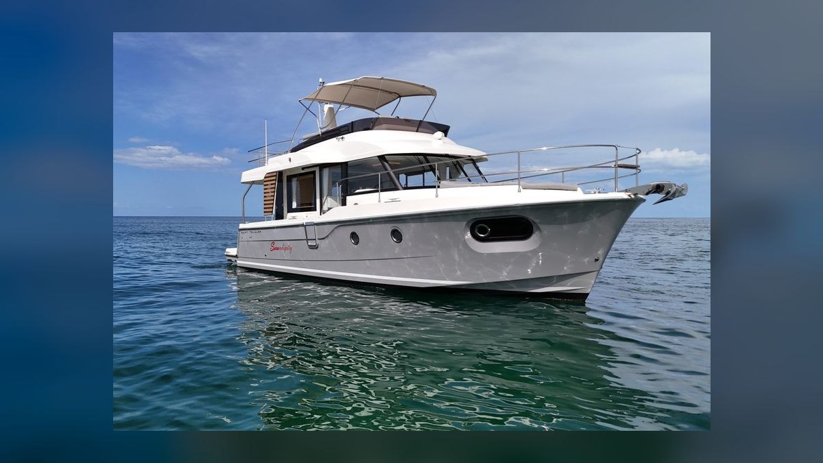 Top 10 Trawlers & Long-Range Cruisers 2027 — figure 5