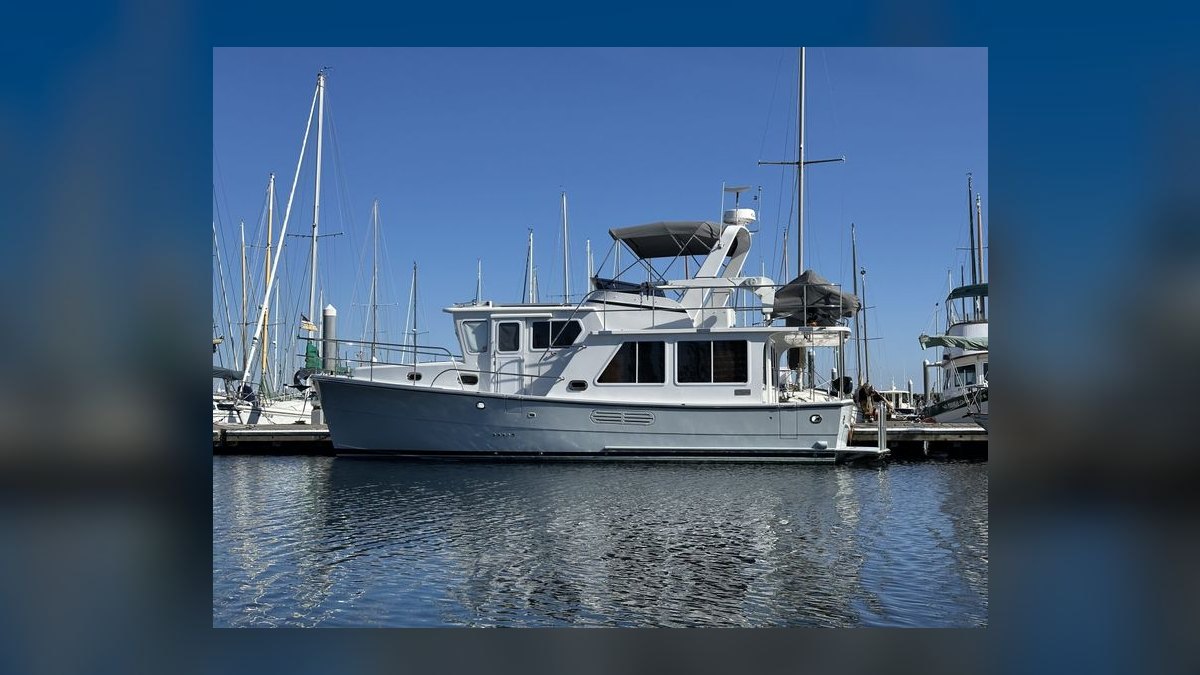 Top 10 Trawlers & Long-Range Cruisers 2027 — figure 8