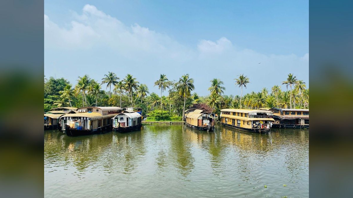 Top 10 Houseboats 2027 — figure 5