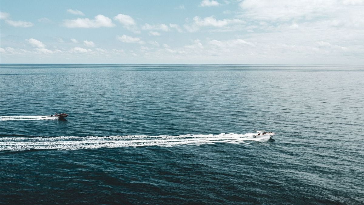 Top 10 Dual Console Boats 2027 — figure 6
