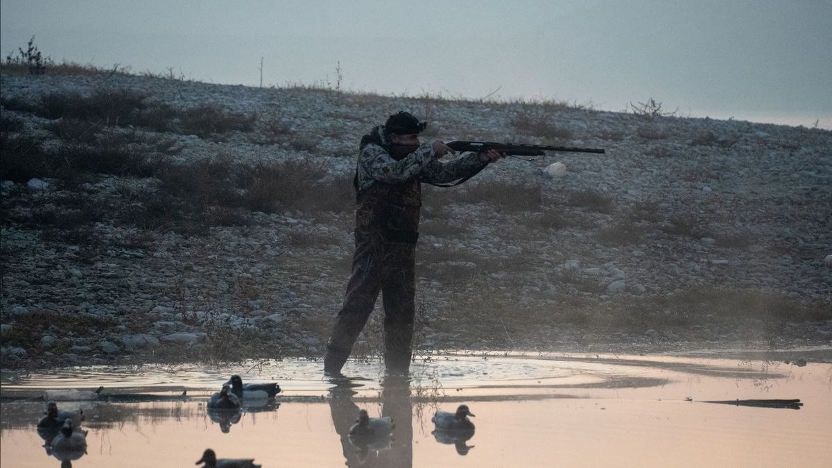 Top 10 Duck Hunting Boats 2027 — figure 1