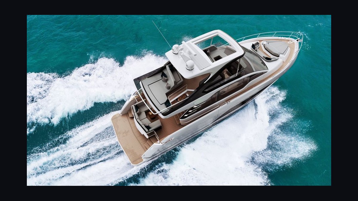 Top 10 Motor Yachts Over 50 Feet 2027 — figure 10