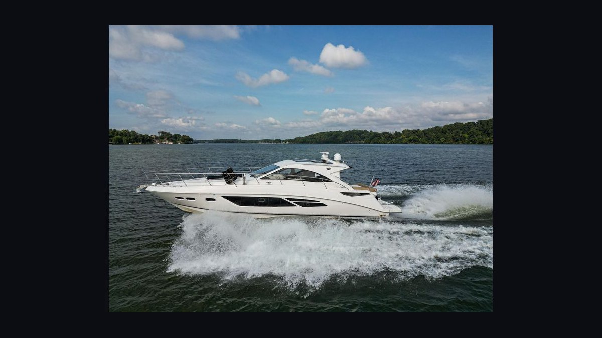 Top 10 Motor Yachts Over 50 Feet 2027 — figure 9