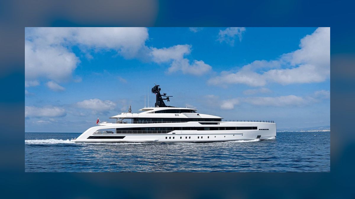 Top 10 Mega Yachts 2027 — figure 8