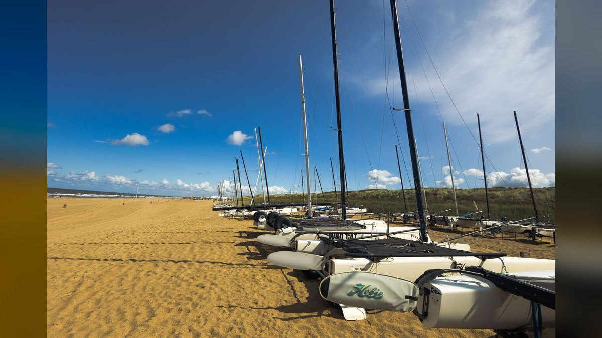 Top 10 Catamaran Sailboats 2027 — figure 2