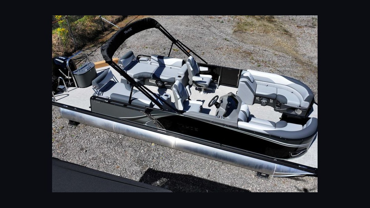 Top 10 Luxury Pontoon Boats 2027 — figure 10