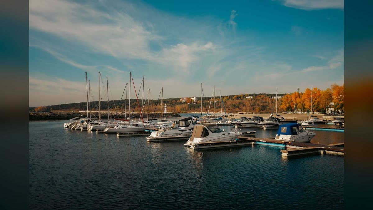 Top 10 Pontoon Boats Under $40,000 2027 — figure 3
