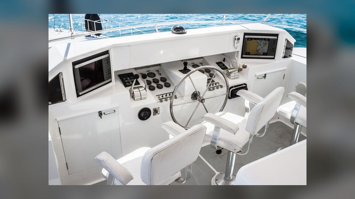 Top 10 Expedition Yachts 2027 — figure 10